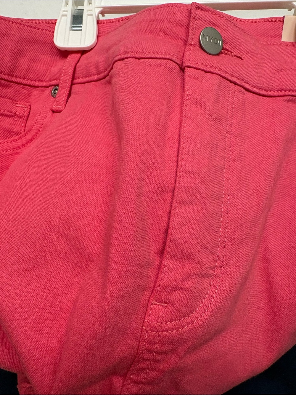 NYDJ Pink Ella Short with Sideseam Slits - Picture 6 of 6